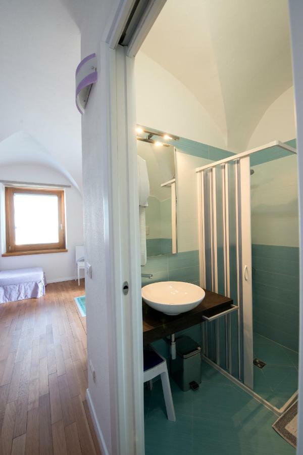 Le Radici Delle Nuvole Hotel Cairano Ngoại thất bức ảnh